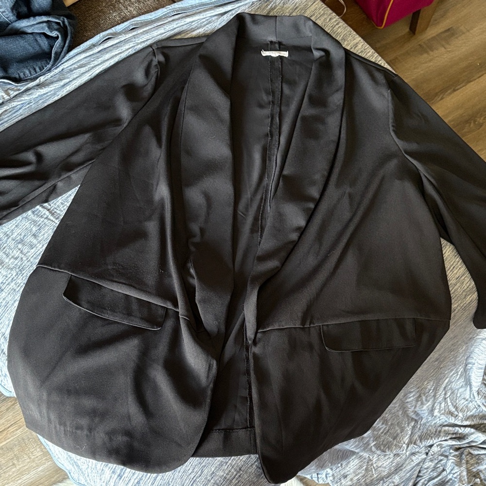 Maurices Black blazer half sleeve plus size 2